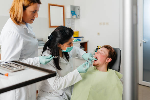 Best Emergency Denture Repair in Sycamore, IL